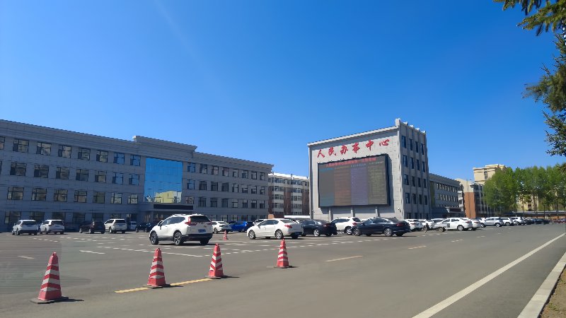 绥棱广告安装全流程指南:从招牌到灯箱,一次装到位